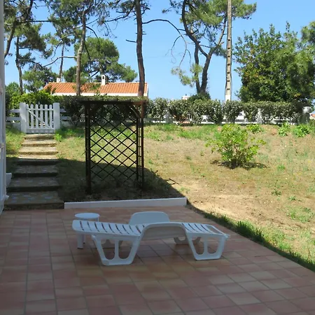 Holiday home Maison 8 Personnes Proche Plage, Animaux Admis - Fr-1-194-433
